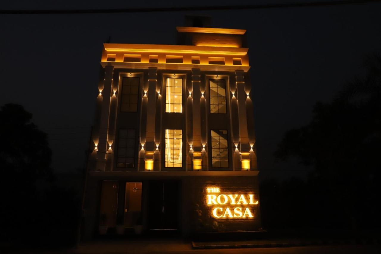 فندق لوديانافي  The Royal Casa المظهر الخارجي الصورة